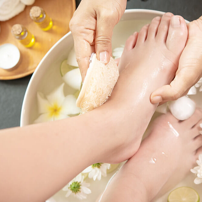 foot-washing-spa-before-treatment-spa-treatment-product-female-feet-hand-spa